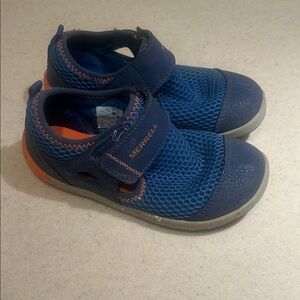 Merrell Kids water shoes in Blue and Orange